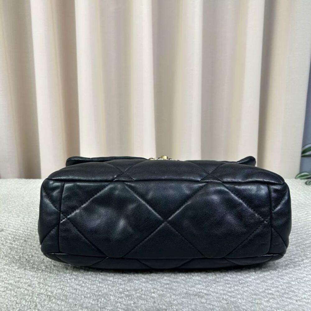 Chanel Women Pre-Loved Bag Very Good Condition